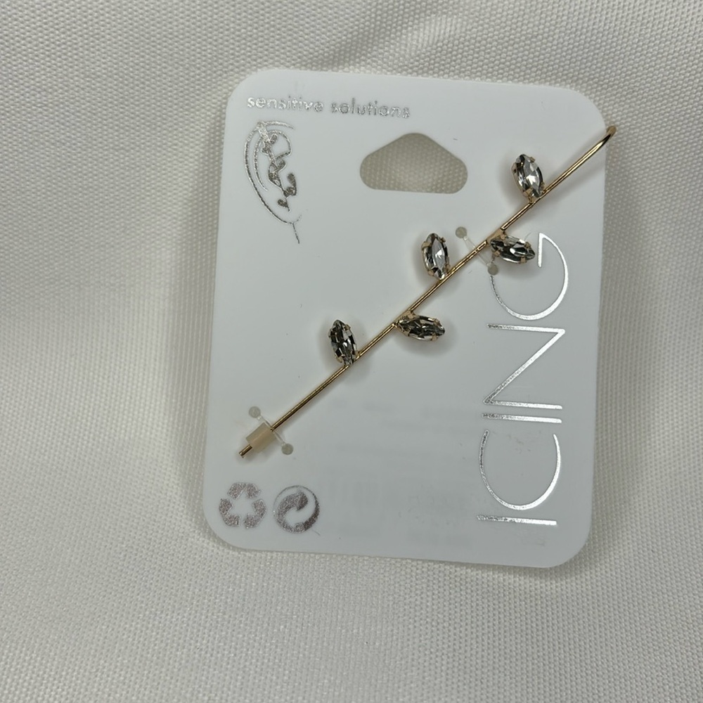 Icing Long Arc Ear Wrap / Ear Cuff Gold
